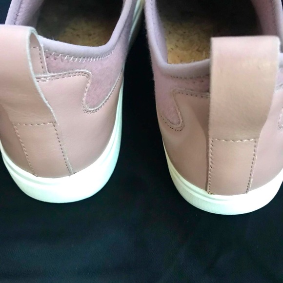 LUCKY BRAND Tauve Poly Wool Blend Slip on Sneaker Women's Size 10 - Picture 3 of 5